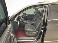 Volkswagen 2024 Tiguan L R-Line 2.0 TSI 330 TSI Front-Wheel-Drive R-Line Beyond Enjoy Edition - 5