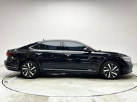 Volkswagen 2024 Passat 2.0 TSI 380 TSI Dragon Brilliance Edition - 9