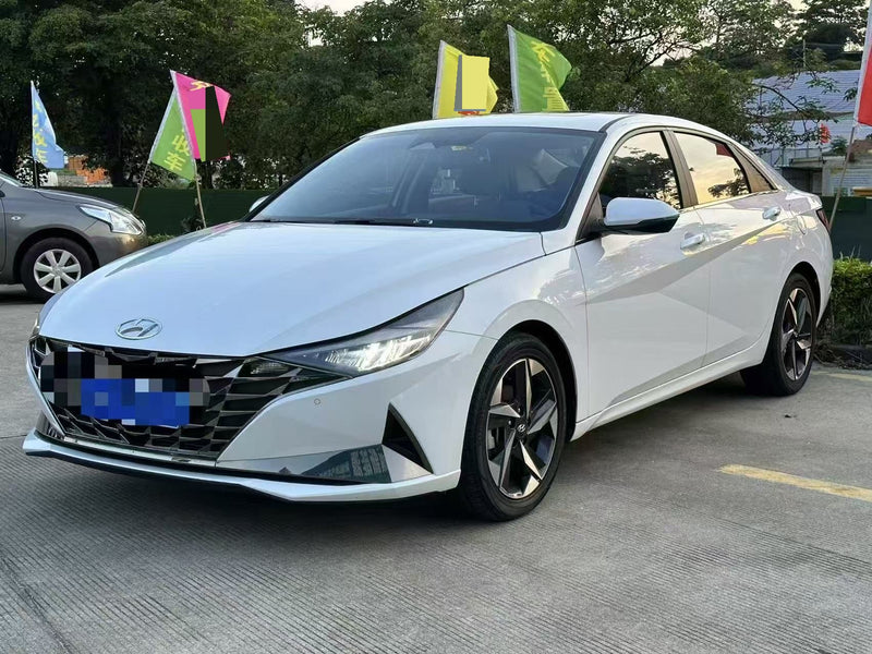 Hyundai 2023 Elantra Sedan 1.5 CVT GLS Advanced Version