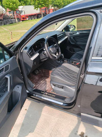 Volkswagen 2024 Tiguan L 1.5 TSI 300 TSI Front-Wheel-Drive Smart Enjoy Edition - 4