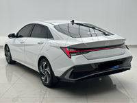 Hyundai 2023 Elantra Sedan 1.5 CVT LUX Prestige Version - 3