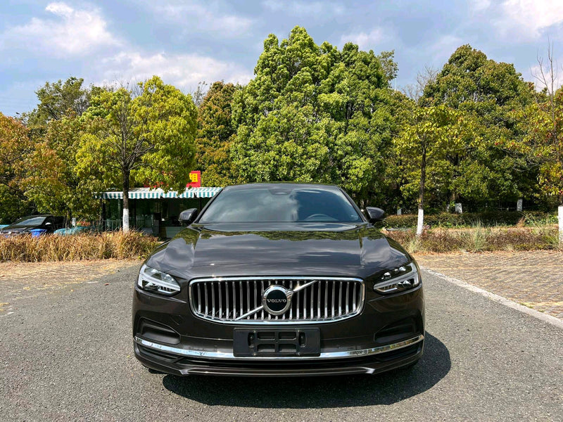 Volvo 2023 S90 48V 2.0T B5 Zhiyuan Luxury Edition