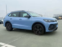 Volkswagen 2024 Tiguan L PRO 2.0 TSI 330 TSI Front-Wheel-Drive R-Line IQ Prestige Version - 4