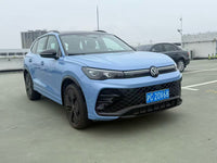 Volkswagen 2024 Tiguan L PRO 2.0 TSI 330 TSI Front-Wheel-Drive R-Line IQ Prestige Version - 3