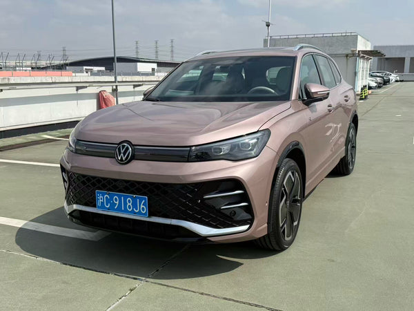 Volkswagen 2024 Tiguan L PRO 2.0 TSI 330 TSI Front-Wheel-Drive R-Line IQ Pilot Version