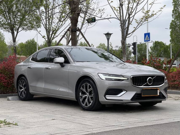 Volvo 2023 S60 48V 2.0T B4 Smart Pro Luxury