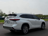 Toyota 2024 Highlander 2.0T 380T AWD Prestige 7-Seater - 9