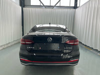 Volkswagen 2024 Lavida 1.5 TSI 300 TSI Man Yi Edition - 8
