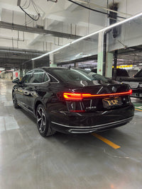 Volkswagen 2024 Passat 2.0 TSI 380 TSI Starlight Elite - 6