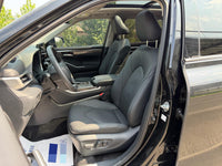 Toyota 2024 Highlander Hybrid 2.5 CVT Intelligent Electric Hybrid 4WD Prestige 7-Seater - 3