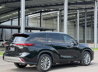 Toyota 2024 Highlander Hybrid 2.5 CVT Intelligent Electric Hybrid 4WD Prestige 7-Seater - 11