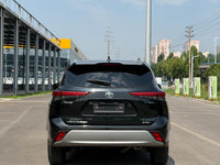Toyota 2024 Highlander Hybrid 2.5 CVT Intelligent Electric Hybrid 4WD Prestige 7-Seater - 12