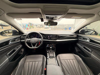 Volkswagen 2024 Passat 2.0 TSI 380 TSI Starlight Luxury - 11