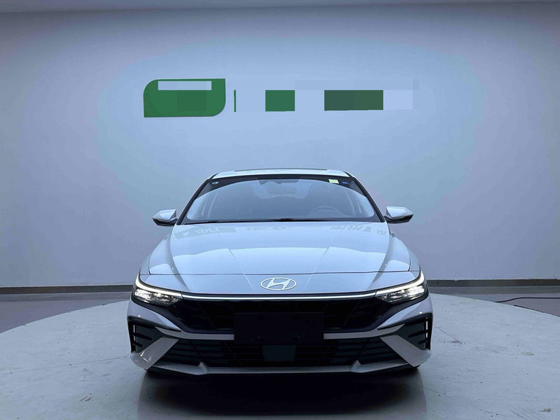 Hyundai 2023 Elantra Sedan 1.5 CVT LUX Prestige Version