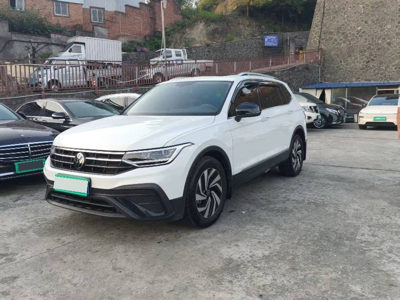 Volkswagen 2024 Tiguan L 1.5 TSI 300 TSI Front-Wheel-Drive Smart Enjoy Edition