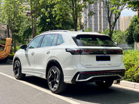 Volkswagen 2024 Tiguan L PRO 2.0 TSI 330 TSI Front-Wheel-Drive R-Line IQ Pilot Version - 6
