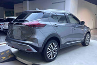 Nissan 2022 Kicks 1.5 CVT XL Fashion Edition - 3