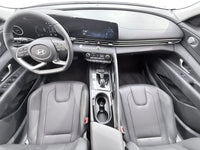 Hyundai 2023 Elantra Sedan 1.5 CVT LUX Prestige Version - 11