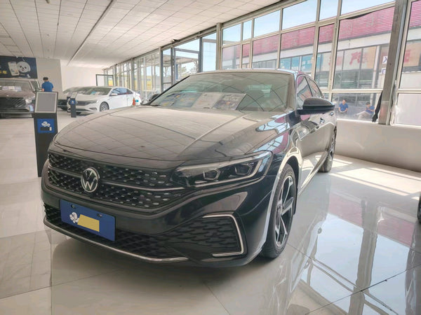 Volkswagen 2024 Passat 2.0 TSI 380 TSI Starry Sky Dragon Brilliance Edition