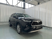 Toyota 2024 Highlander Hybrid 2.5 CVT Intelligent Electric Hybrid 4WD Prestige 7-Seater - 3