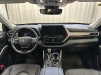 Toyota 2024 Highlander Hybrid 2.5 CVT Intelligent Electric Hybrid 4WD Prestige 7-Seater - 4