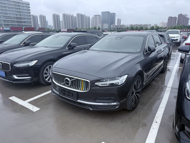 Volvo 2023 S90 48V 2.0T B5 Zhiyuan Luxury Edition
