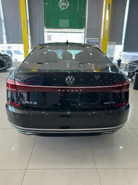 Volkswagen 2024 Passat 2.0 TSI 330 TSI Elite Edition - 4