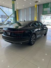 Volkswagen 2024 Passat 2.0 TSI 330 TSI Elite Edition - 5