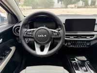 Kia 2023 K3 1.5 CVT Luxury Edition - 9