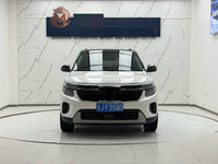 Kia Seltos 2023 Cetus 1.5 CVT Luxury - 2