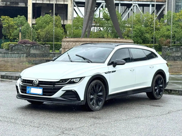 Volkswagen 2023 CC Shooting Brake 2.0 TSI 380 TSI Hunter’s Heart Edition