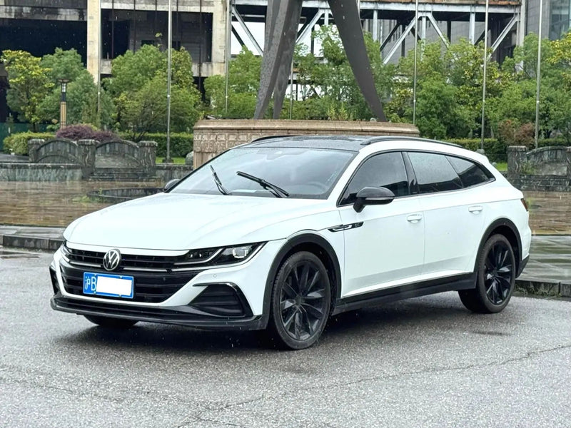 Volkswagen 2023 CC Shooting Brake 2.0 TSI 380 TSI Hunter’s Heart Edition
