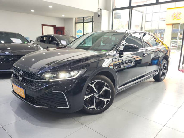 Volkswagen 2024 Passat 2.0 TSI 380 TSI Starry Sky Longteng Edition