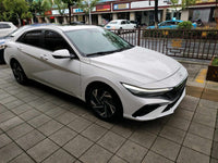 Hyundai 2023 Elantra Sedan 1.5 CVT TOP Flagship Version - 2