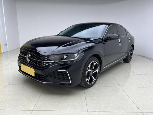 Volkswagen 2024 Passat 2.0 TSI 330 TSI Starlight Elite Edition
