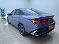 Hyundai 2023 Elantra Sedan 1.5 CVT TOP Flagship Version - 6