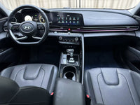 Hyundai 2023 Elantra Sedan 1.5 CVT TOP Flagship Version - 9