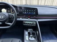Hyundai 2023 Elantra Sedan 1.5 CVT TOP Flagship Version - 11