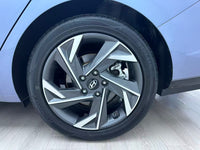 Hyundai 2023 Elantra Sedan 1.5 CVT TOP Flagship Version - 18