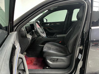 Volkswagen 2024 Tiguan L PRO 2.0 TSI 330 TSI Front-Wheel-Drive R-Line IQ Prestige Version - 12