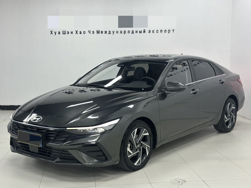 Hyundai 2023 Elantra Sedan 1.5 CVT GLS Advanced Version