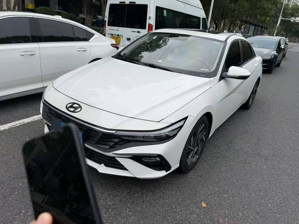 Hyundai 2023 Elantra Sedan 1.5 CVT TOP Flagship Version