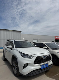 Toyota 2022 Highlander Hybrid 2.5 CVT 2WD Prestige 7-seater - 2
