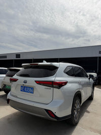 Toyota 2022 Highlander Hybrid 2.5 CVT 2WD Prestige 7-seater - 3
