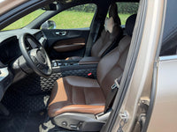 Volvo 2023 XC60 48V 2.0T B5 All-Wheel Drive Intelligent Luxury Edition - 3