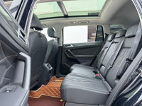 Volkswagen 2024 Tiguan L R-Line 2.0 TSI 330 TSI Front-Wheel-Drive R-Line Dragon Brilliance Edition - 6