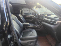 Toyota 2023 Highlander Hybrid 2.5 CVT Intelligent Electric Hybrid 2WD Prestige 7-Seater - 6