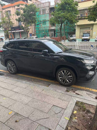 Toyota 2024 Highlander Hybrid 2.5 CVT Intelligent Electric Hybrid 4WD Flagship 7-Seater - 3