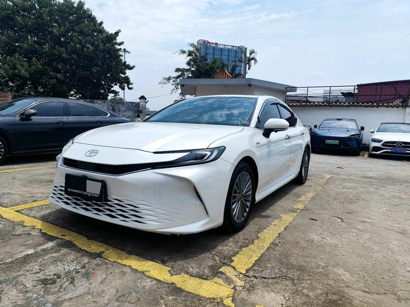 Toyota 2024 Camry Dual Engine 2.0HG CVT Prestige Edition