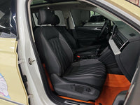 Volkswagen 2024 Tiguan L R-Line 2.0 TSI 330 TSI Front-Wheel-Drive R-Line Beyond Enjoy Edition - 6